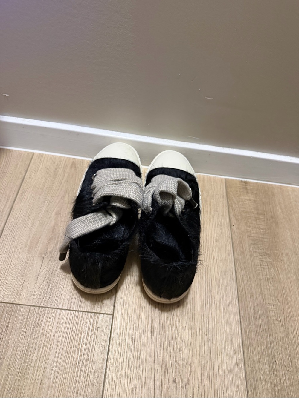 Rick Owen’s Jumbolace Low Sneakers Black Calf Hair - Picture 4 of 4